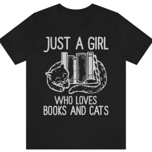 just a girl who loves books and cats