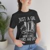 Girl Who Loves Books and Cats T-Shirt
