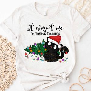 it wasnt me the christmas tree fainted cat shirt